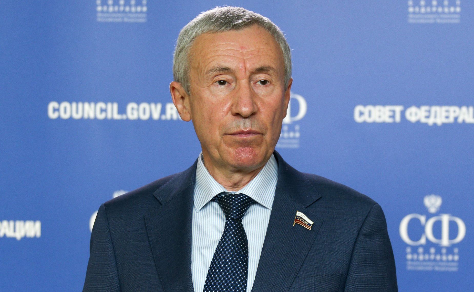 Брифинг председателя Временной комиссии СФ по защите государственного суверенитета и предотвращению вмешательства во внутренние дела РФ Андрея Климова