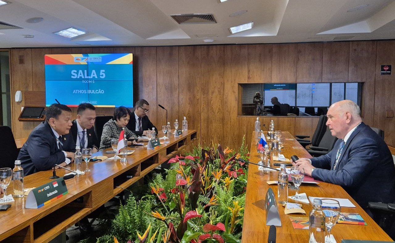 Встреча Григория Карасина с председателем комитета по межпарламентскому сотрудничеству Палаты представителей Республики Индонезии Мардани Али Сера