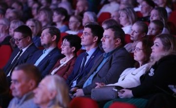 Роман Маслов поприветствовал участников городского фестиваля хоровых коллективов «Голоса Победы»