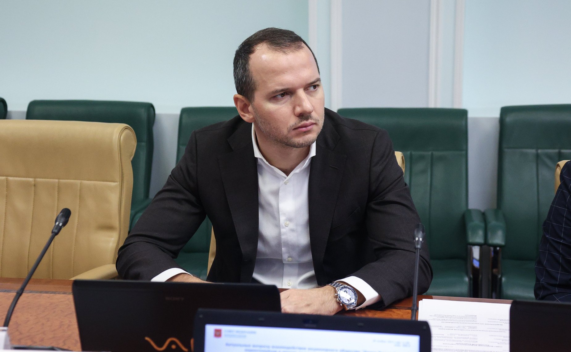Круглый стол Комитета СФ по экономической политике «Актуальные вопросы взаимодействия акционерного общества «Почта России», маркетплейсов и других участников рынка онлайн-торговли»