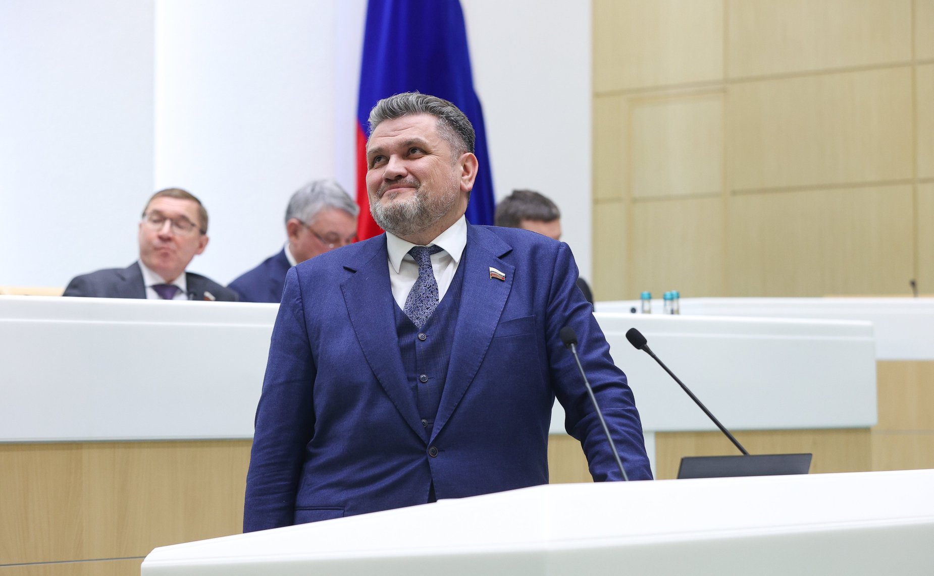 Александр Жуков