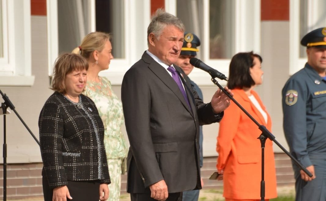 Юрий Воробьев провел урок для кадетов школы «Корабелы Прионежья» в Вологодской области