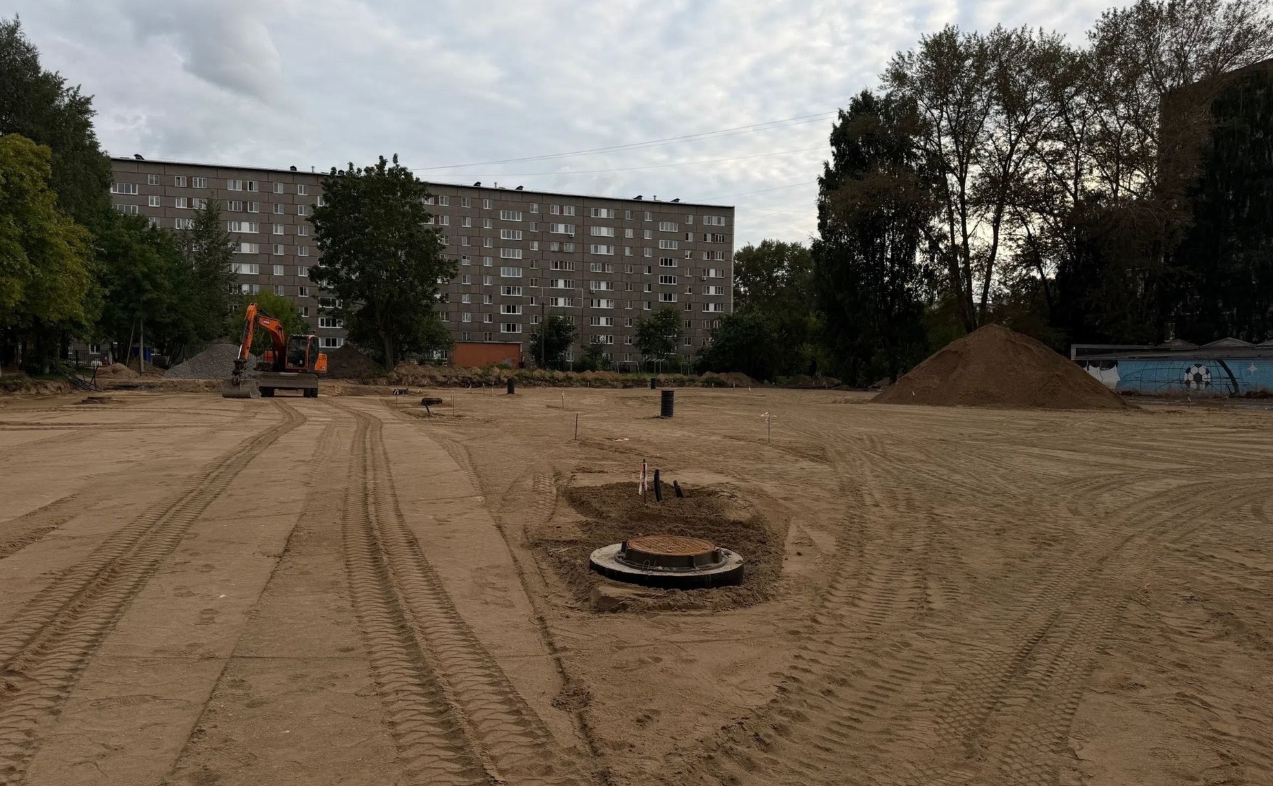 Роман Маслов посетил ряд объектов социальной инфраструктуры