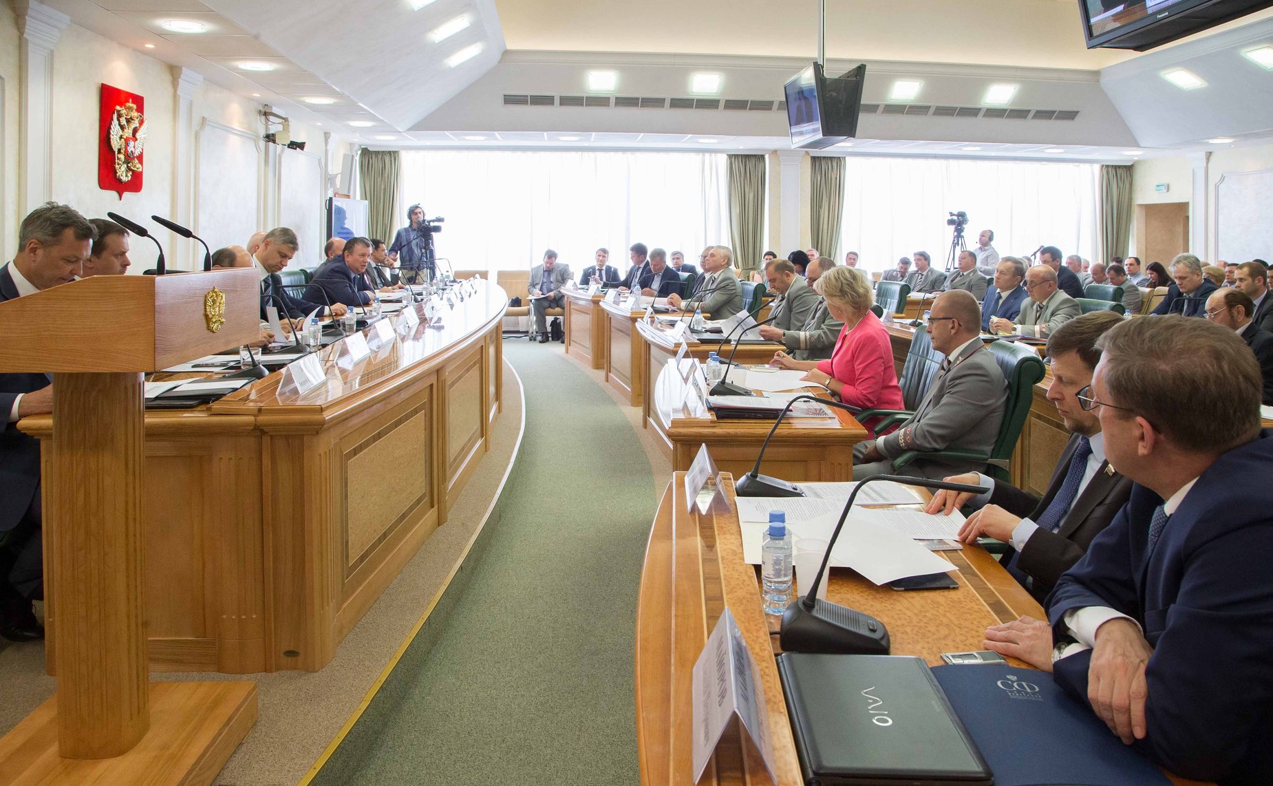 Парламентские слушания на тему «Об актуальных вопросах законодательного регулирования железнодорожных перевозок»