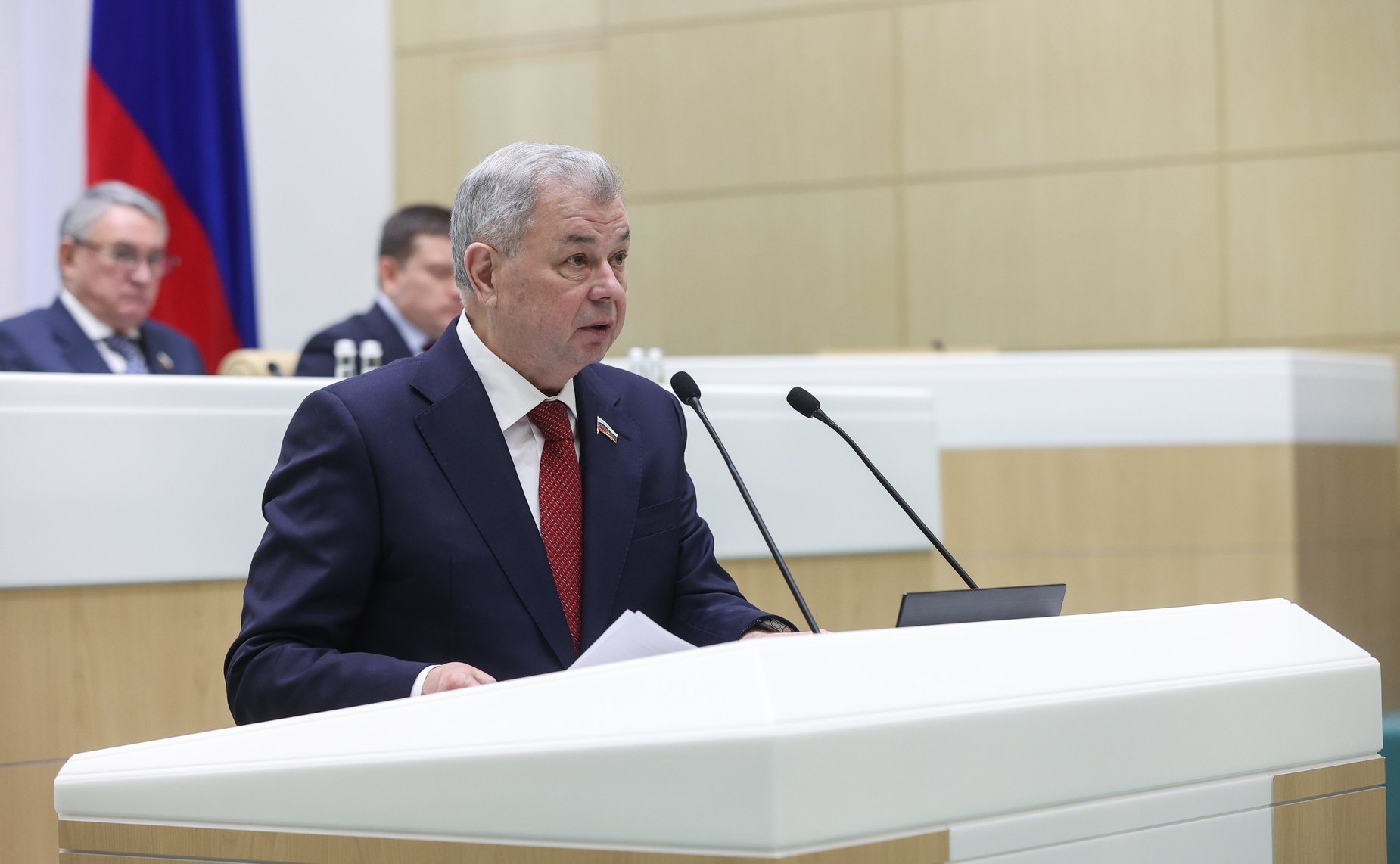 Анатолий Артамонов