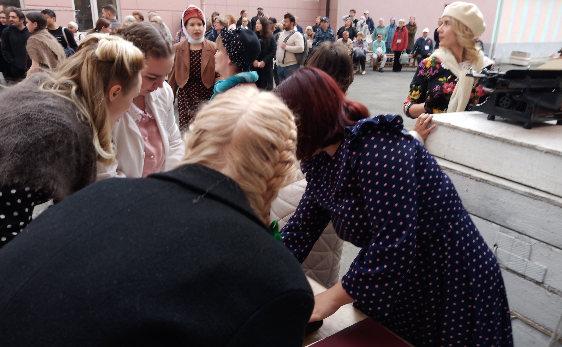 Маргарита Павлова посетила презентацию книги по истории челябинского эвакогоспиталя № 1722