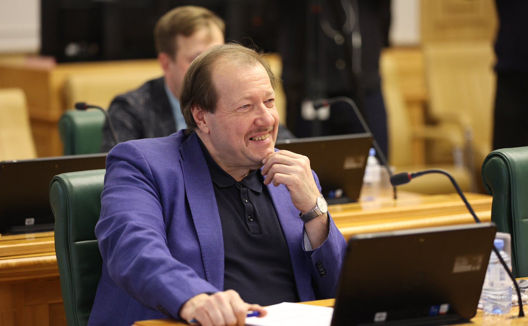 Александр Русаков
