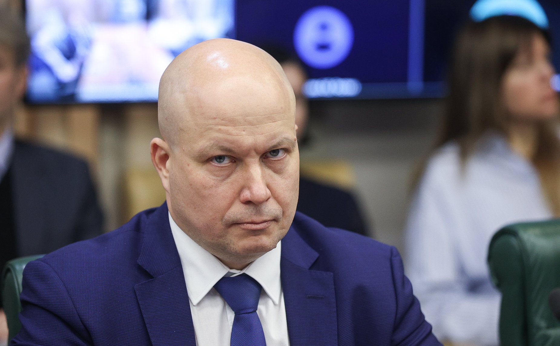 Круглый стол на тему «О мерах поддержки государственных корпораций и акционерных обществ с государственным участием»