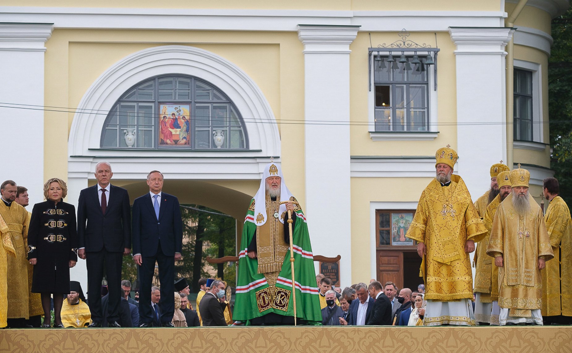 Валентина Матвиенко приняла участие в торжественных мероприятиях, приуроченных к памятной дате Санкт-Петербурга — Дню перенесения мощей святого благоверного князя Александра Невского
