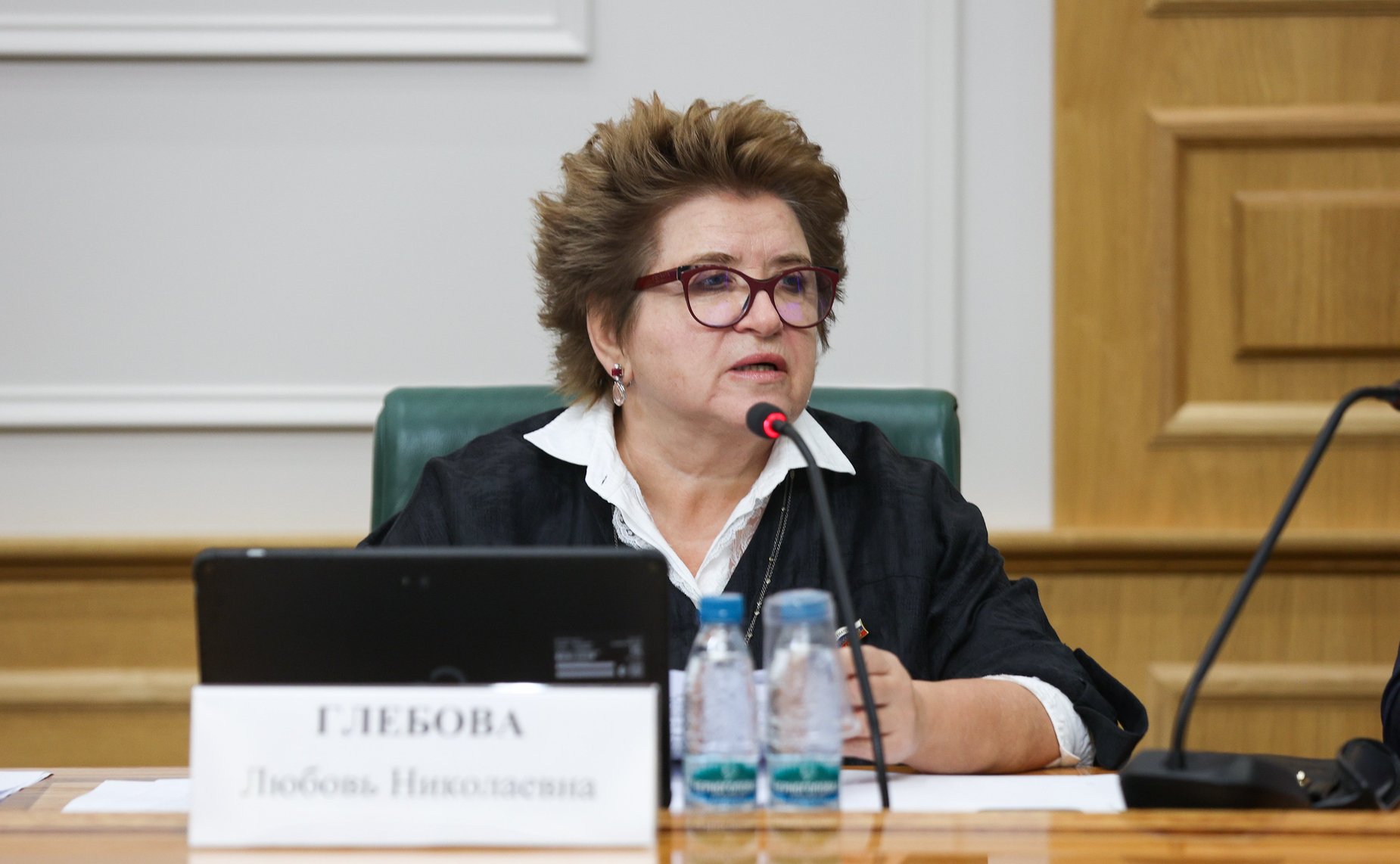 Любовь Глебова