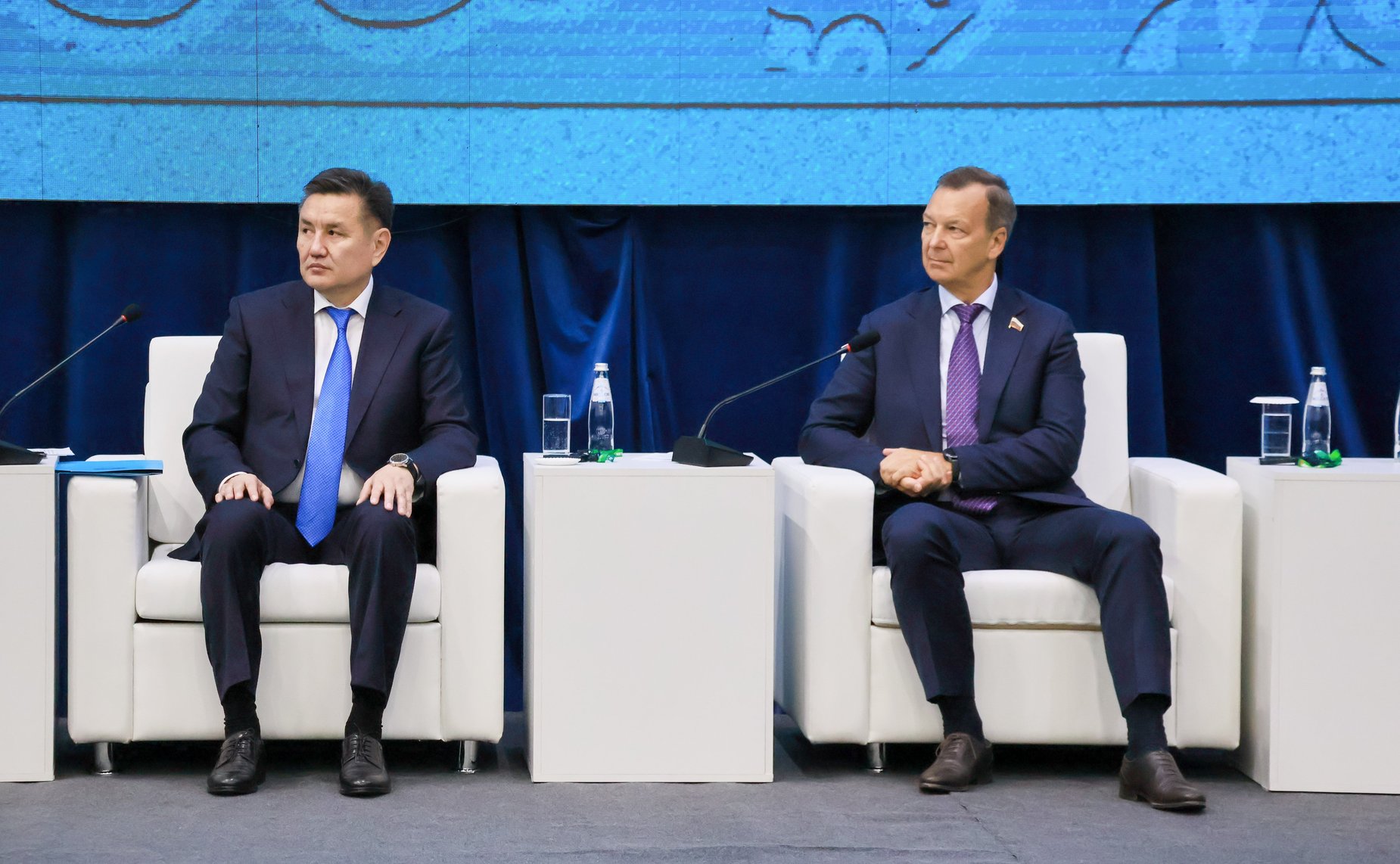 Делегация Совета Федерации приняла участие в проходящем в Усть-Каменогорске пленарном заседании Международного инвестиционного форума «Алтай Инвест-2025»