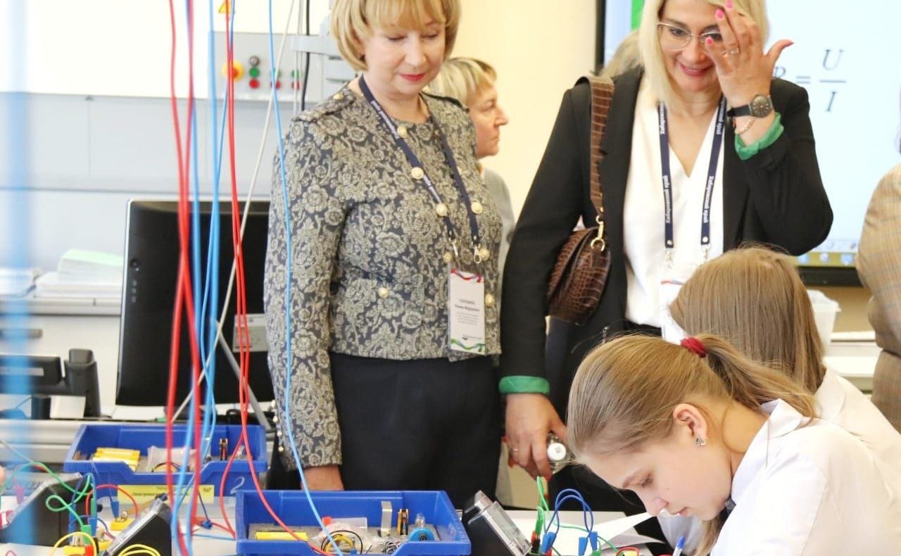 Людмила Скаковская провела выездное совещание Комитета СФ по науке, образованию и культуре в Хабаровске