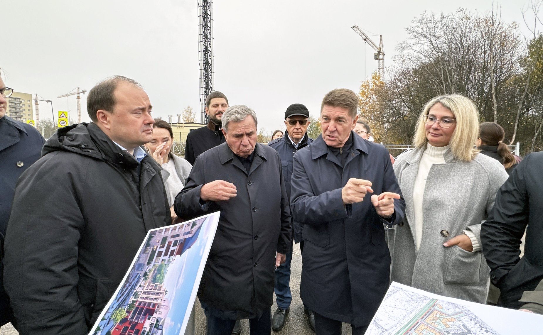 Сенаторы осмотрели площадки, отведенные под реализацию проектов комплексного развития территории и Церковь Иоанна Предтечи в Толчкове