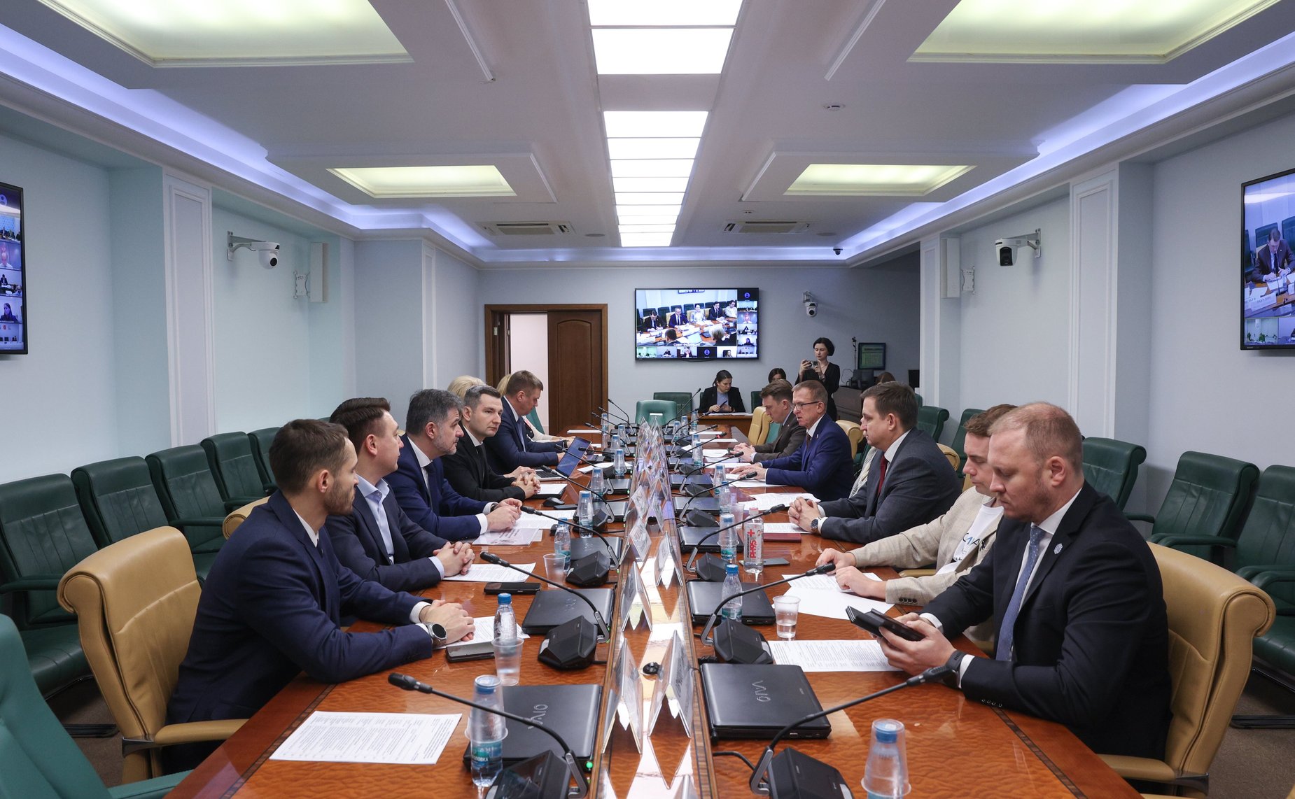 Круглый стол «Развитие территорий опережающего развития, созданных на территориях закрытых административно-территориальных образований, и особых экономических зон технико-внедренческого типа как инструментов достижения технологического суверенитета»