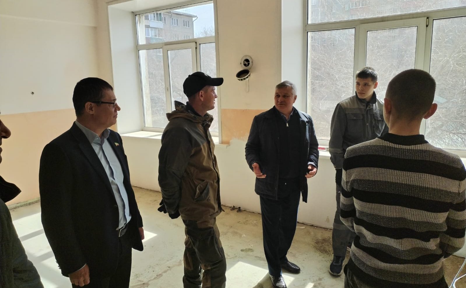 Сергей Михайлов совместно с депутатом регионального парламента Сергеем Корольковым посетили «Центр развития ребенка – детский сад № 22» в Чите