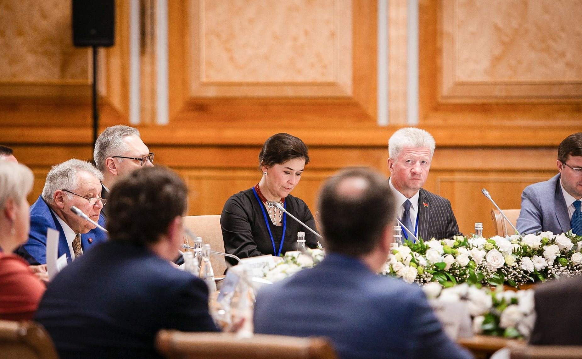 Заседание секции 1 «Гуманитарное сотрудничество России и Беларуси. Итоги десятилетия и перспективы развития». X Форум регионов России и Беларуси