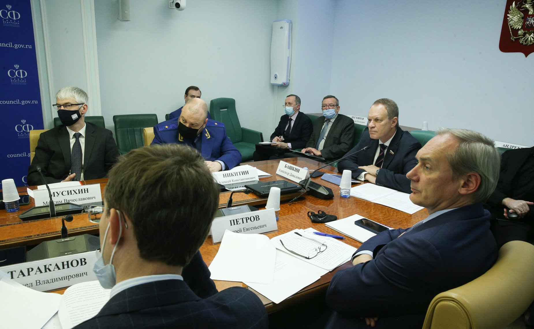 «Круглый стол» на тему «Отечественная история и информационная политика: как не допустить умаления значения подвига народа при защите Отечества»