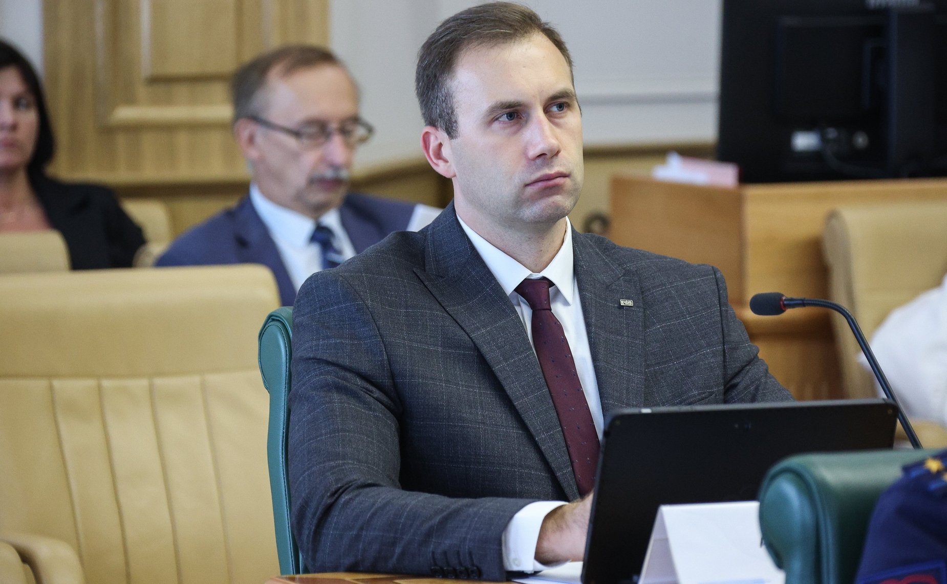 Круглый стол на тему «Федеральный проект «Искусственный интеллект»: вопросы нормативного регулирования и кадрового обеспечения»