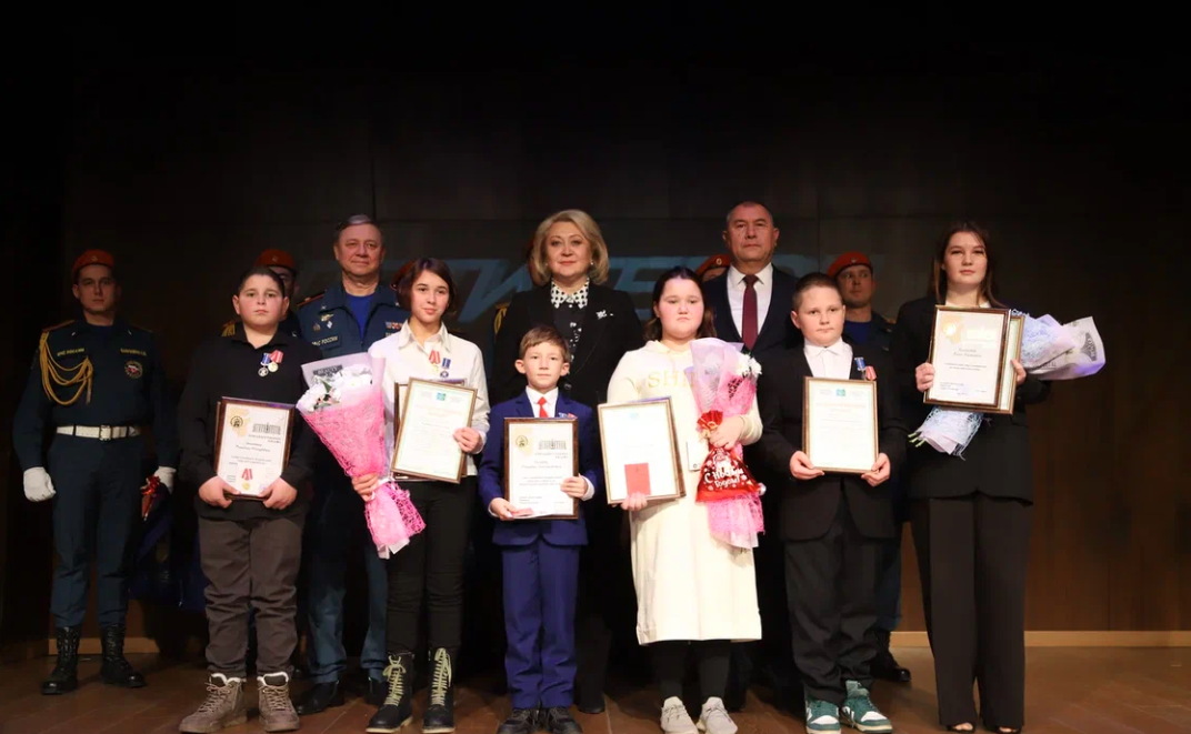 Лилия Гумерова вручила детям-героям из Республики Башкортостан медали Совета Федерации «За проявленное мужество»