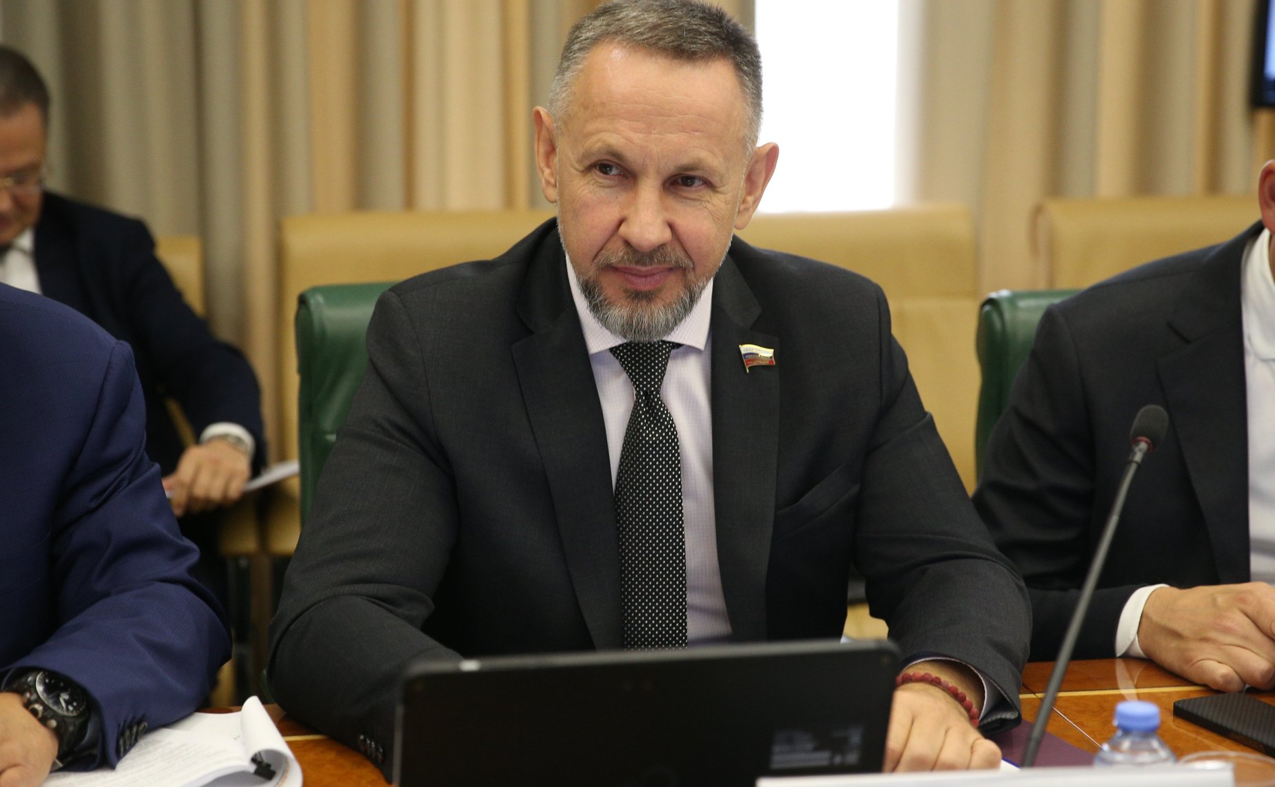 Олег Алексеев