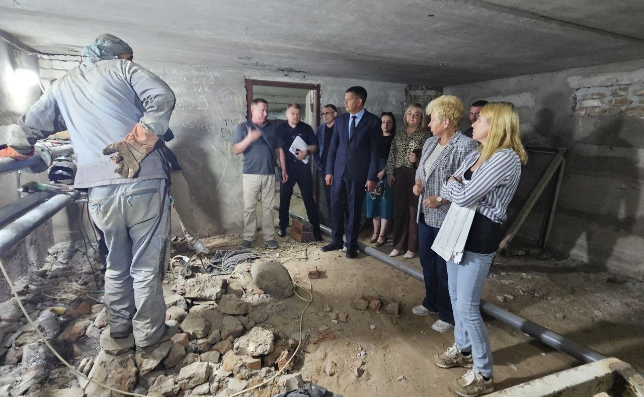 Ольга Бас проинспектировала ход капитального ремонта школ в ЛНР