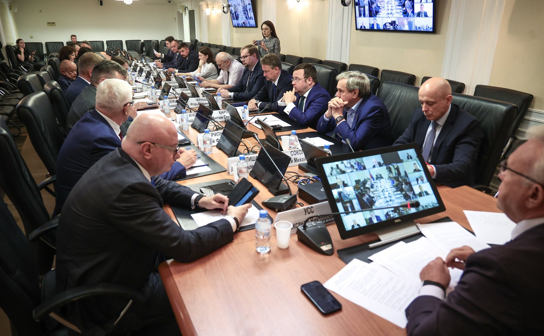 Рабочее совещание Совета по вопросам развития Сибири при Председателе Совета Федерации «О мерах по стабилизации ситуации в угледобывающих регионах Сибири»