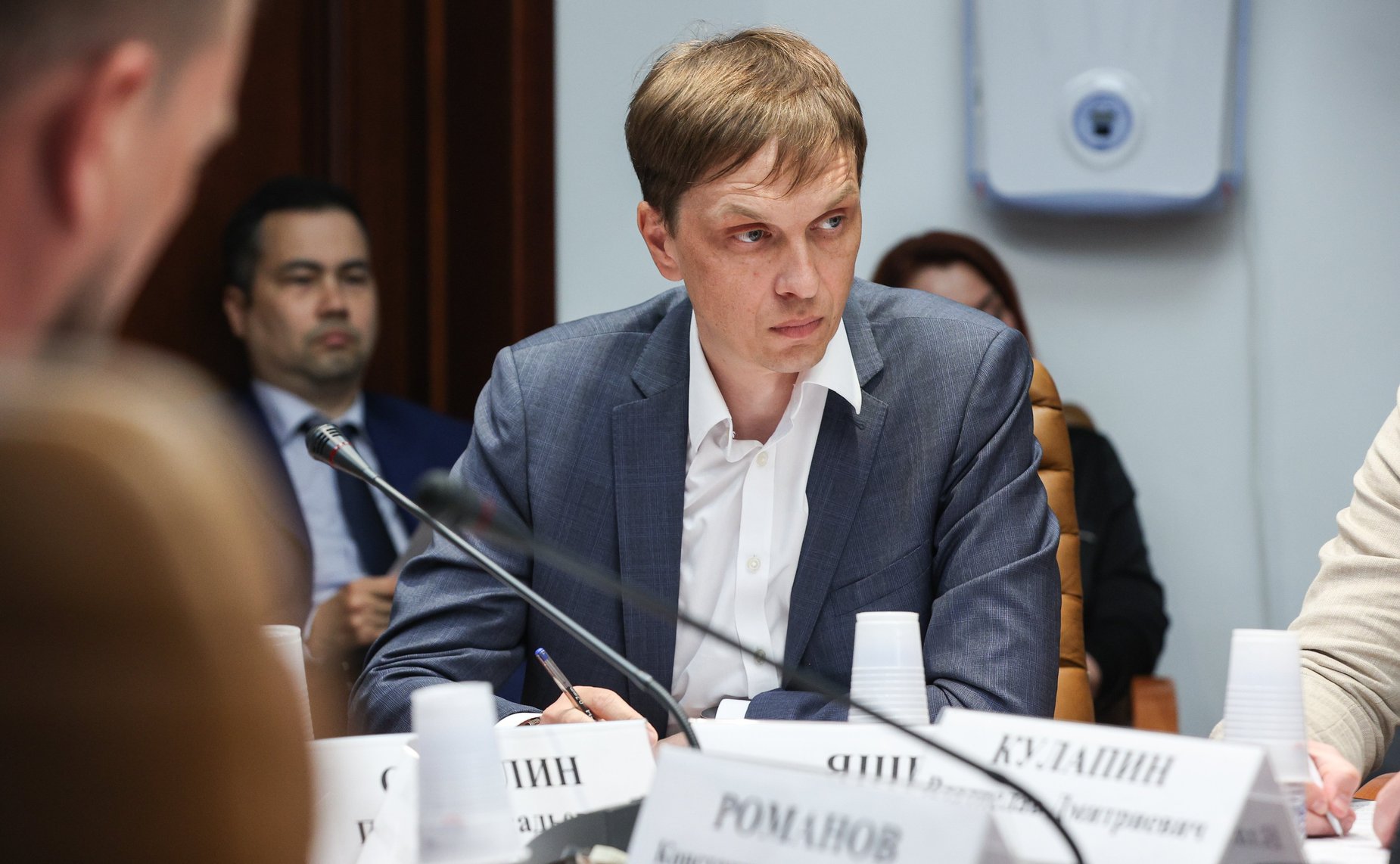 Круглый стол Комитета СФ по экономической политике совместно с Комитетом СФ по социальной политике «О мерах государственной поддержки производства медицинской техники и оборудования»