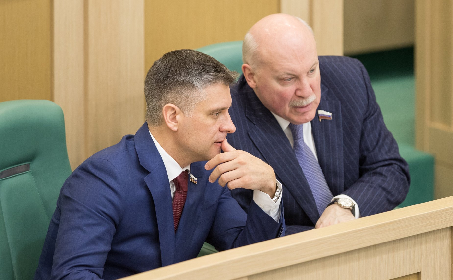 Ю. Архаров и Д. Мезенцев