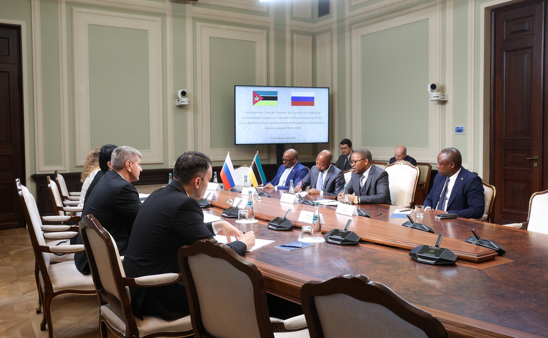 Встреча Руководителя Аппарата Совета Федерации Геннадия Голова с Генеральным секретарем Ассамблеи Республики Мозамбик