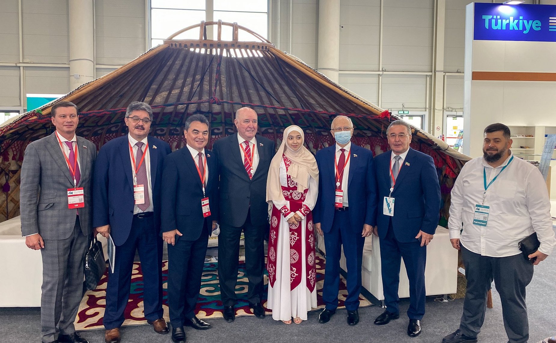 Сенаторы РФ принимают участие в XII Международном экономическом саммите «Россия – Исламский мир: KazanSummit 2021»