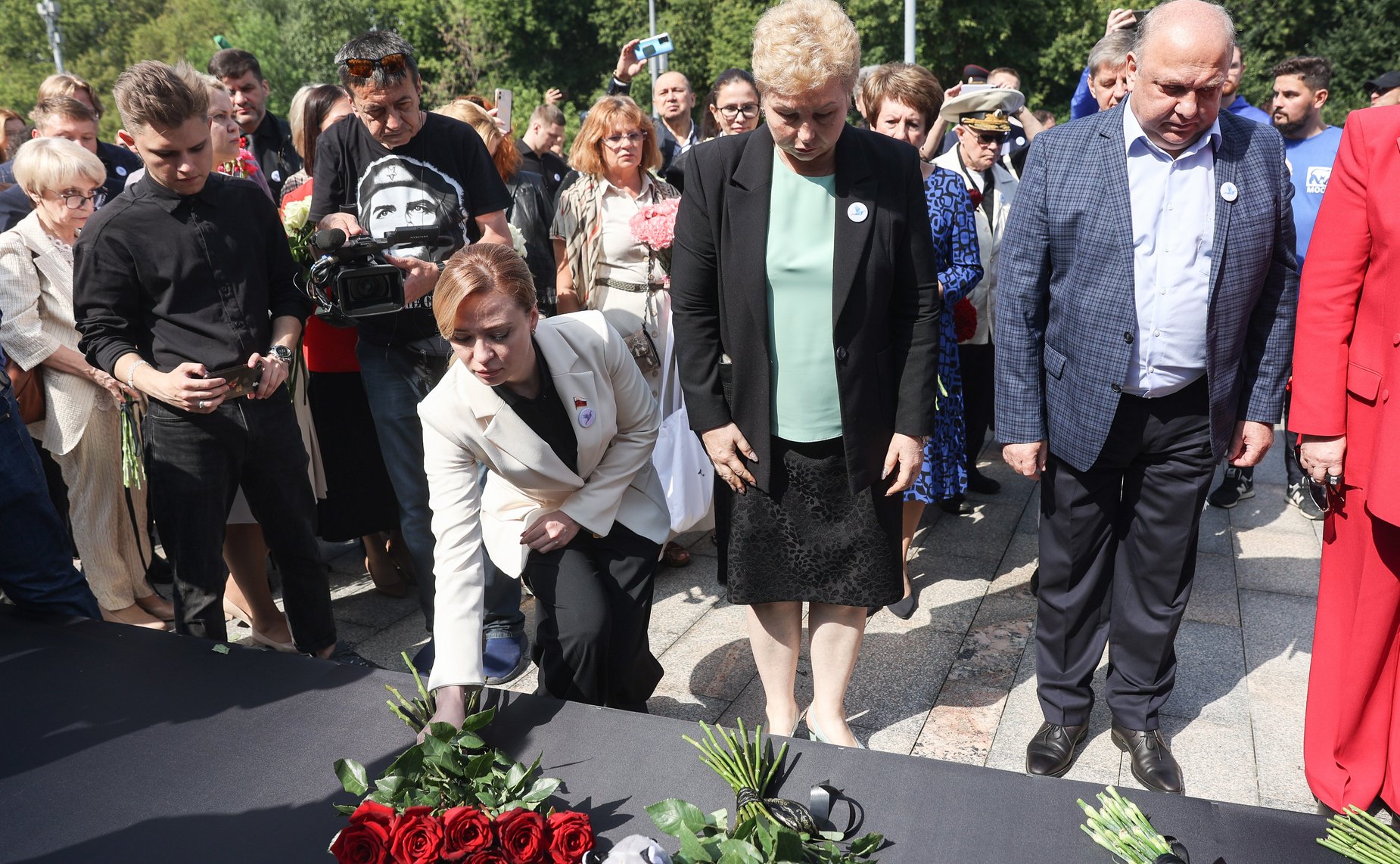 Сенаторы РФ приняли участие в Акции памяти детей Донбасса