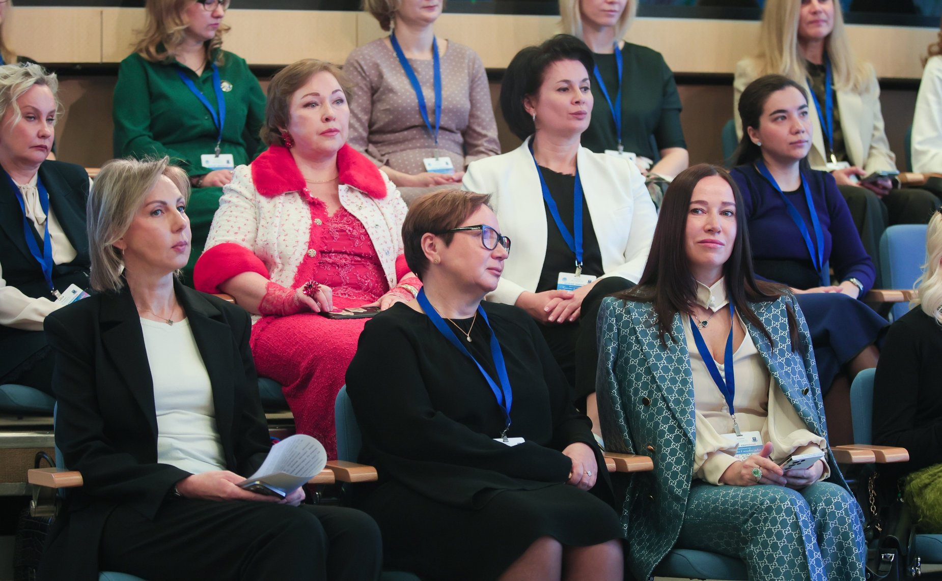 Заседание Дискуссионного клуба им. В.Г. Змазовой на тему: «Красота в женских руках!» (фото МИА «Россия Сегодня»)