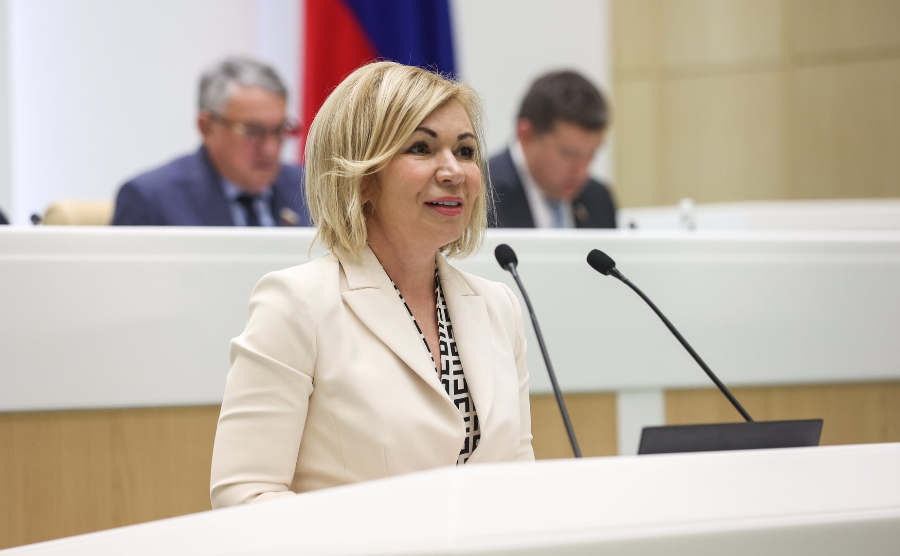 Елена Зленко