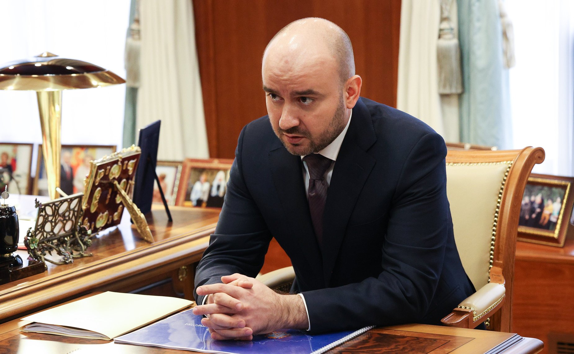 Валентина Матвиенко провела встречу с губернатором Самарской области Вячеславом Федорищевым