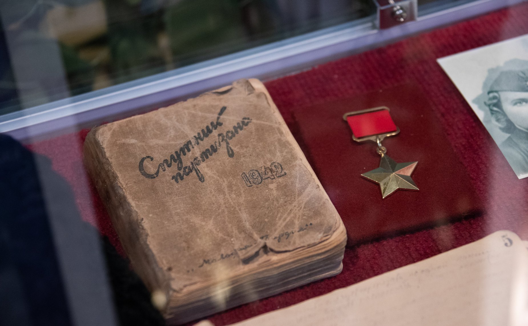 В Совете Федерации открылась экспозиция Центрального музея Росгвардии, посвященная 75-летию Великой Победы