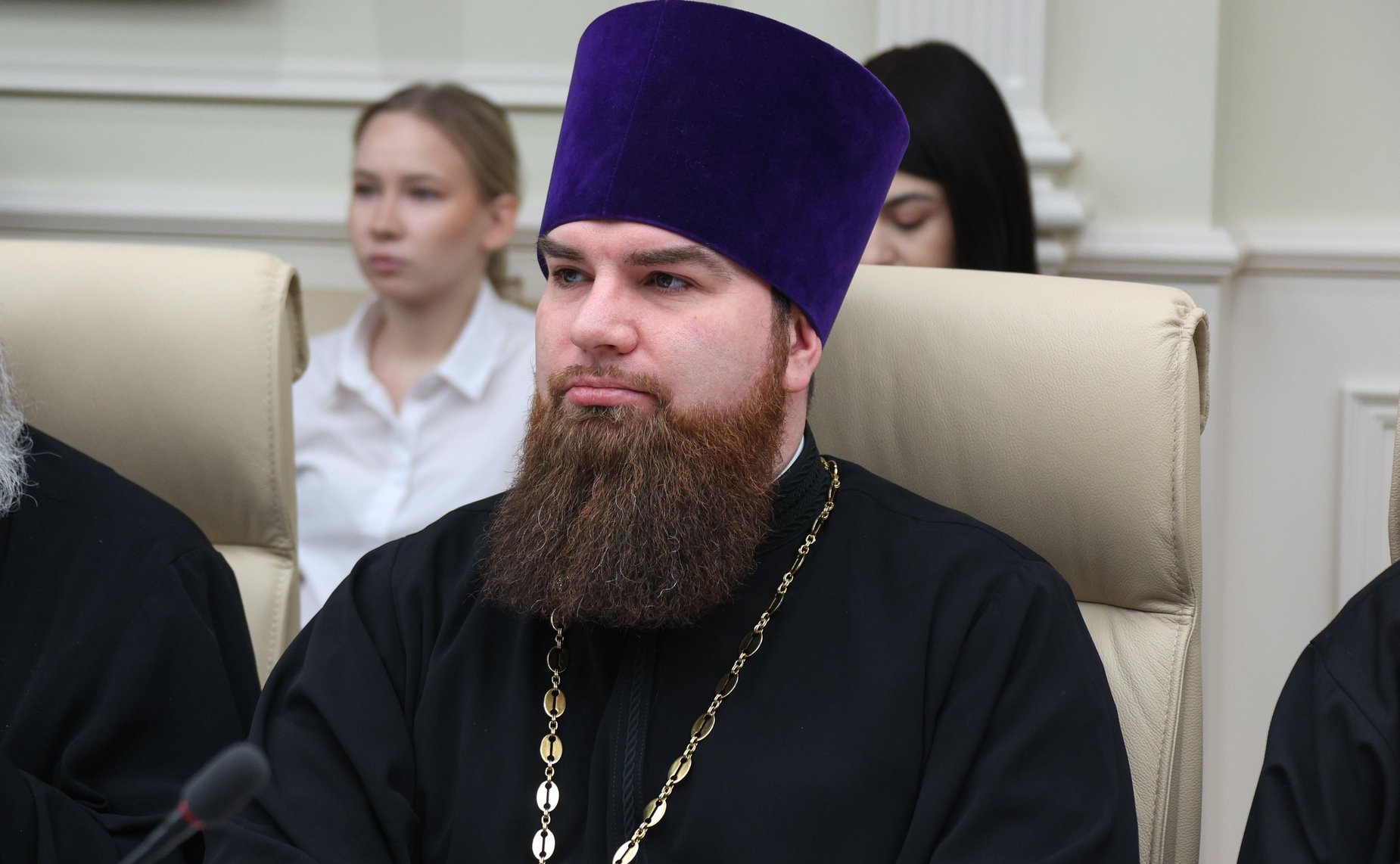 Круглый стол «Церковь, власть и общество: поддержка участников специальной военной операции и их семей» (в рамках XIV Рождественских парламентских встреч)