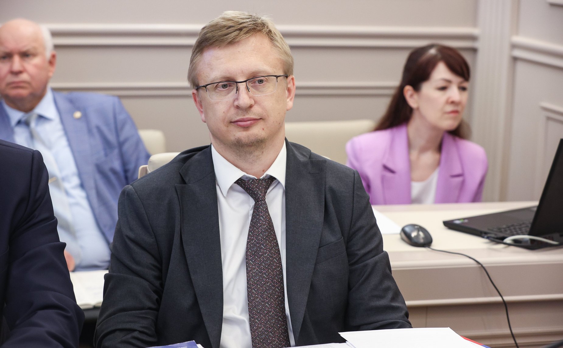 Заседание секции по военно-промышленной политике и бюджету Экспертного совета при Комитете СФ по обороне и безопасности