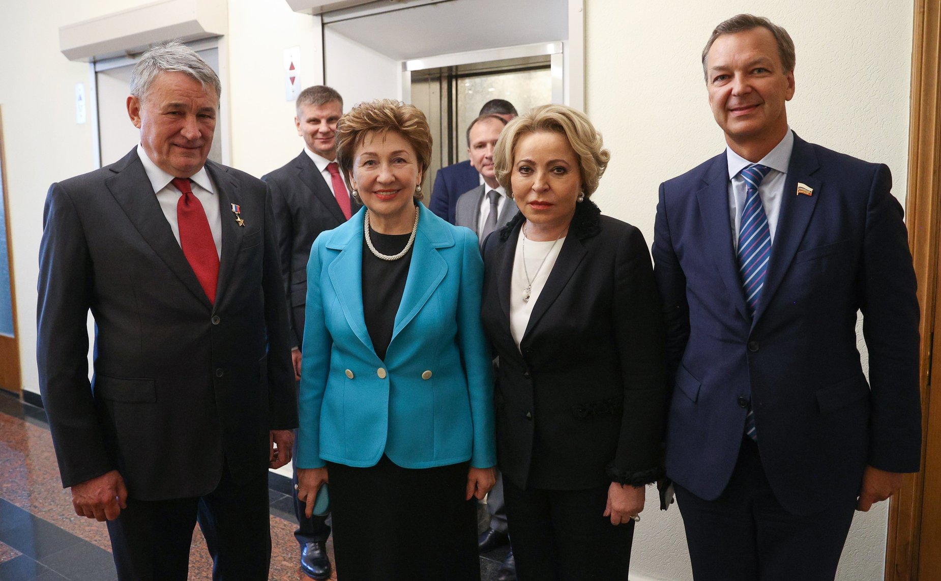 Торжественная церемония передачи «Мечей Победы» Городам воинской славы