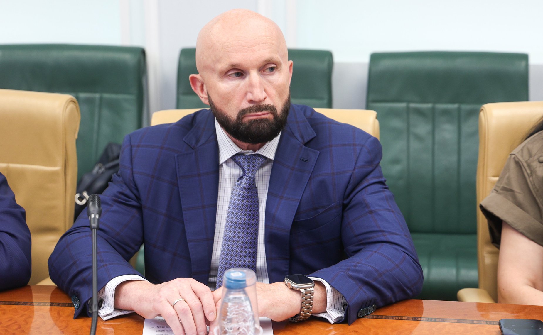 Совещание Комитета по экономической политике «Борьба с теневой занятостью: проблемы недостаточного налогового покрытия и защиты прав исполнителей»