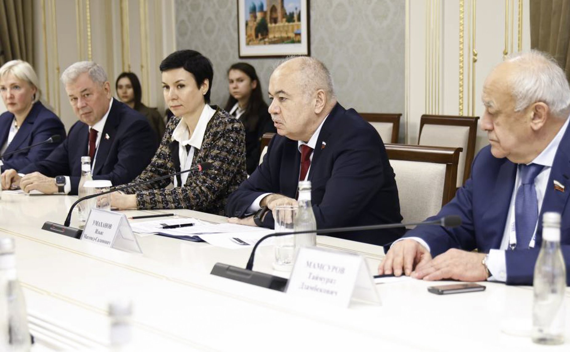 Сенаторы РФ приняли участие в наблюдении за выборами в Законодательную палату Олий Мажлиса Республики Узбекистан