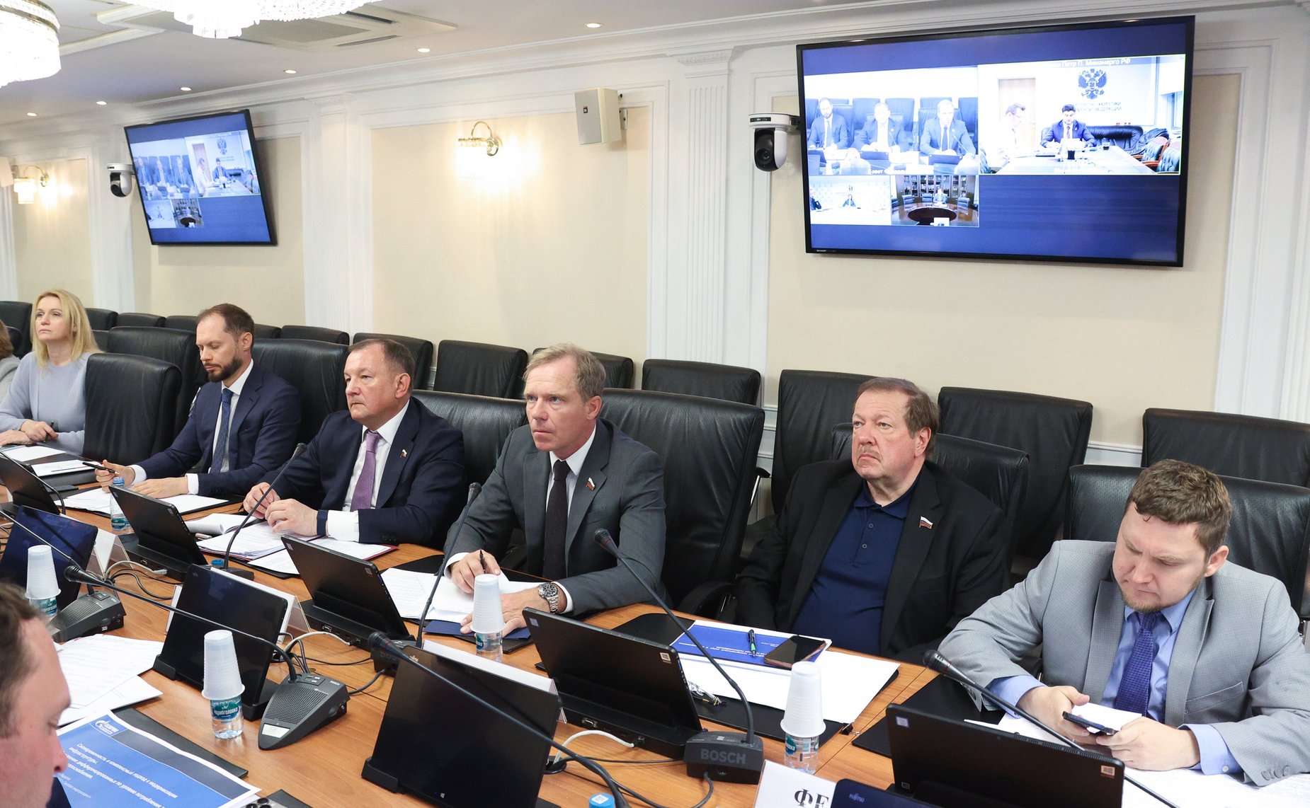 Совещание Комитета СФ по экономической политике «Снижение уровня износа инженерной инфраструктуры. Меры по привлечению инвестиций в сферу теплоснабжения»