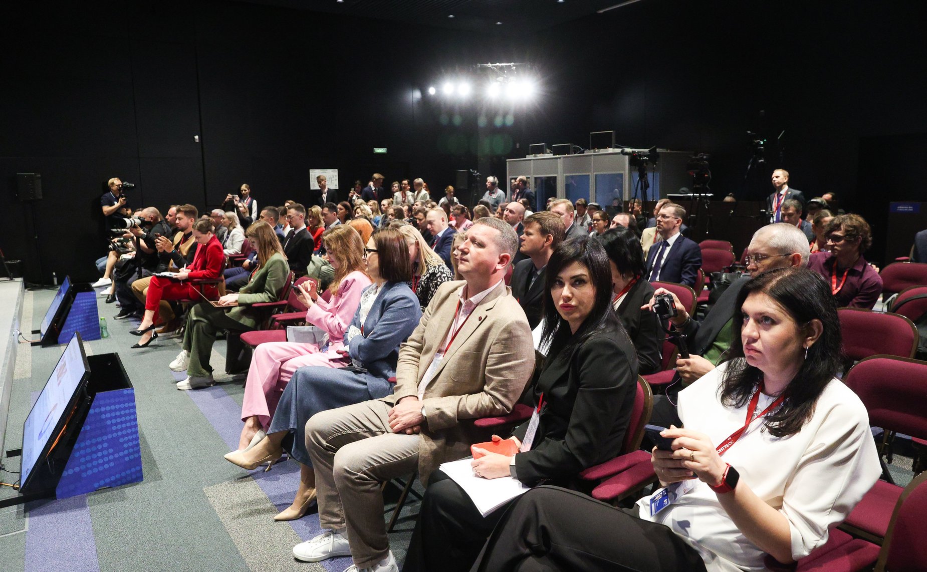 XXVIII Петербургский международный экономический форум (ПМЭФ’25). «Роль государства и медиа в в формировании мировоззрения и ценностей человека»