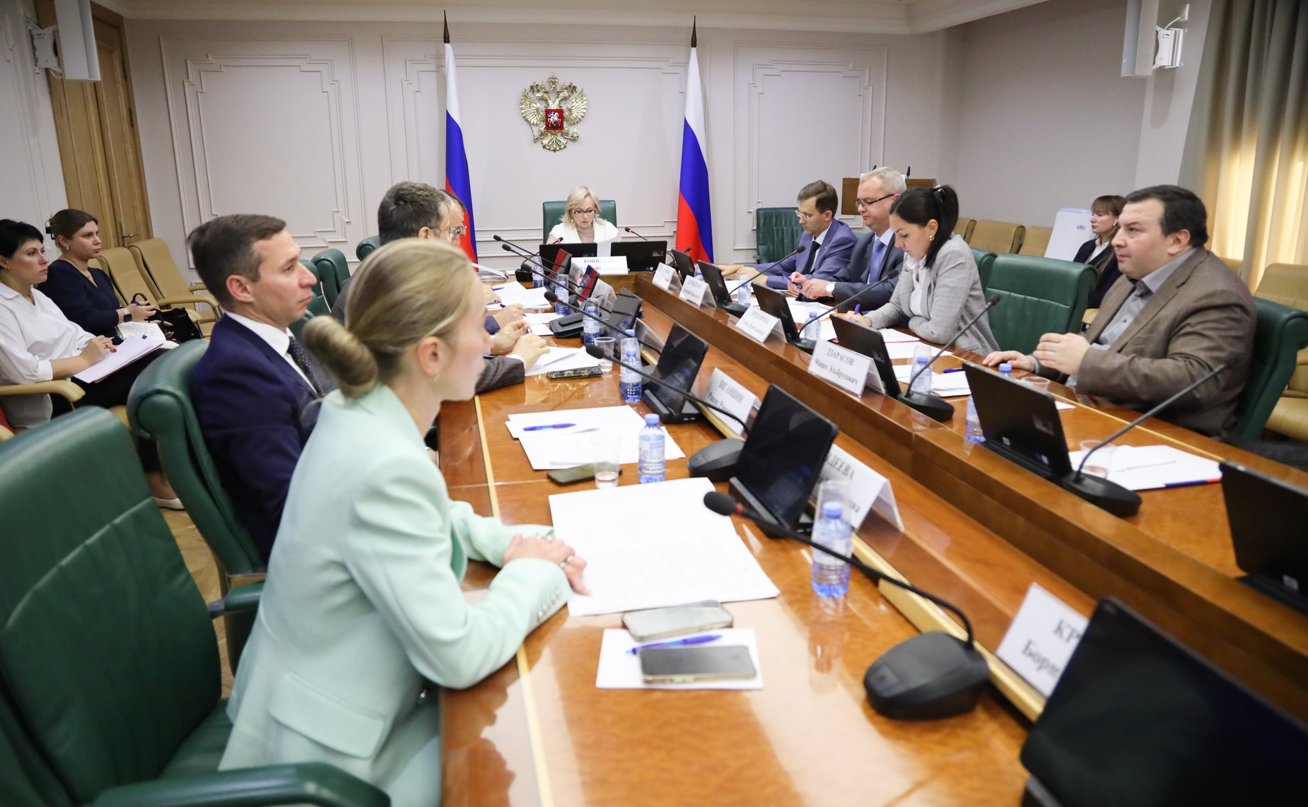 Круглый стол на тему «О целесообразности внесения изменений в ст. 15 Трудового кодекса РФ в части законодательного закрепления презумпции трудовых отношений между работником и работодателем, уклоняющимся от их ненадлежащего оформления»