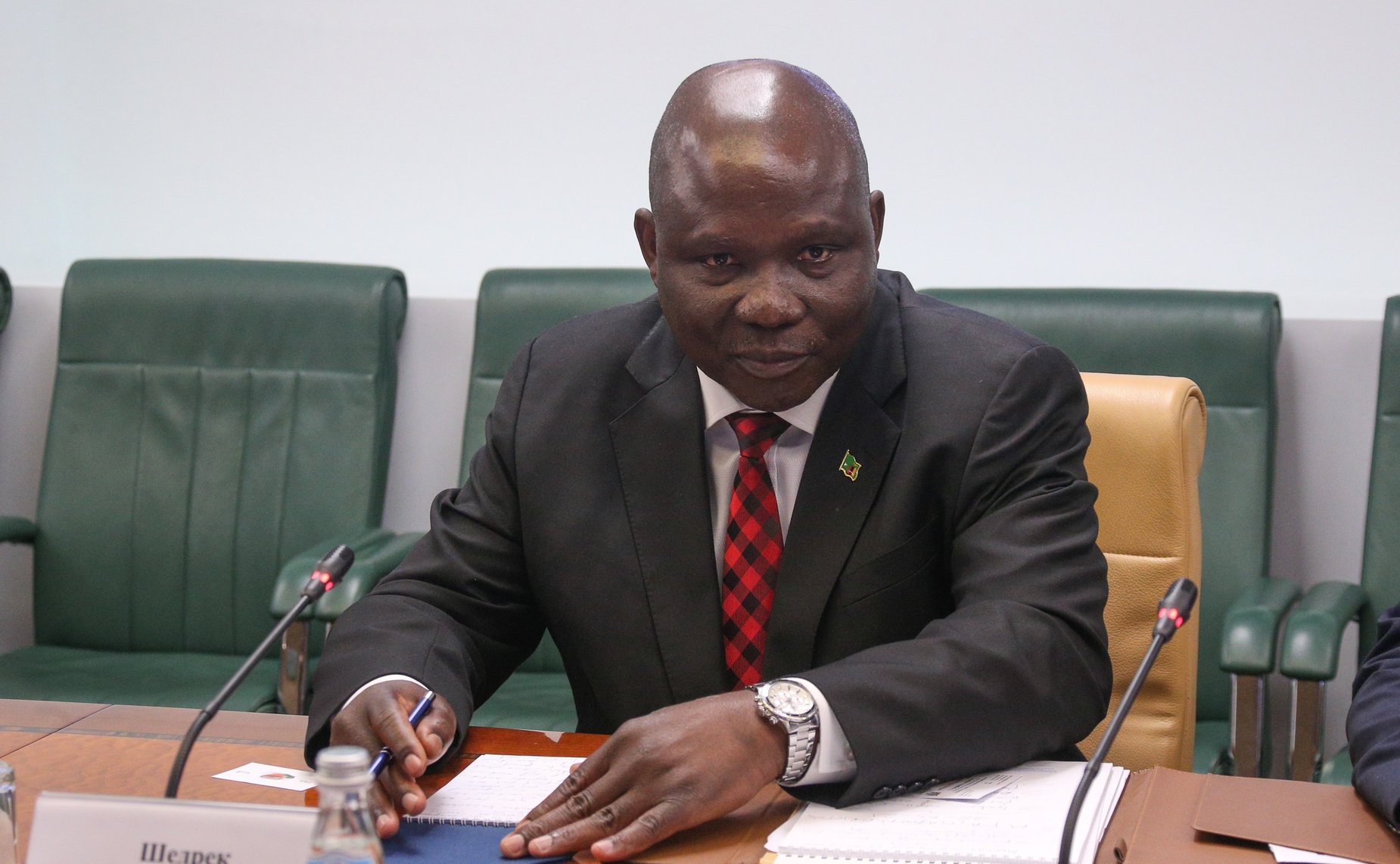 Константин Косачев провел встречу с Чрезвычайным и Полномочным Послом Республики Замбии в РФ