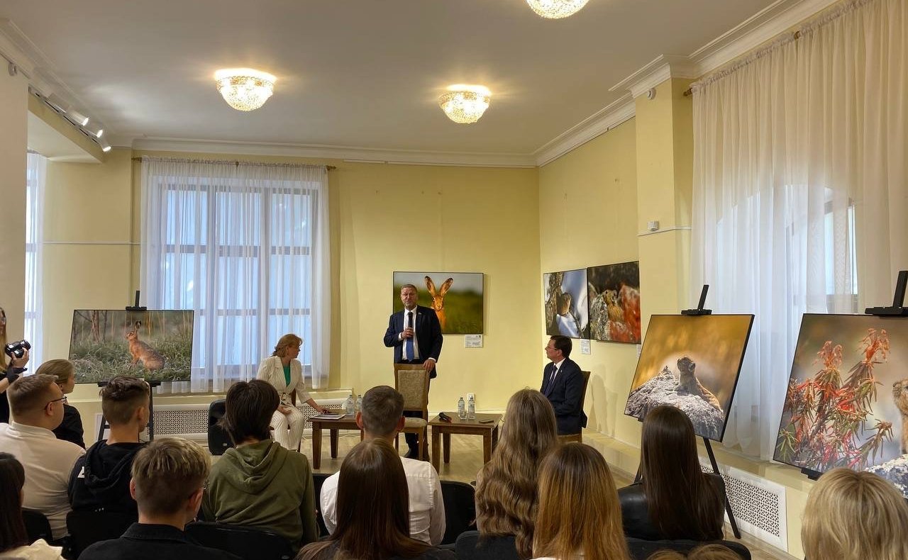 Заместитель Председателя Совета Федерации Константин Косачев выступил с лекцией «Россия на мировой арене в условиях современности» перед студентами Марийского государственного университета