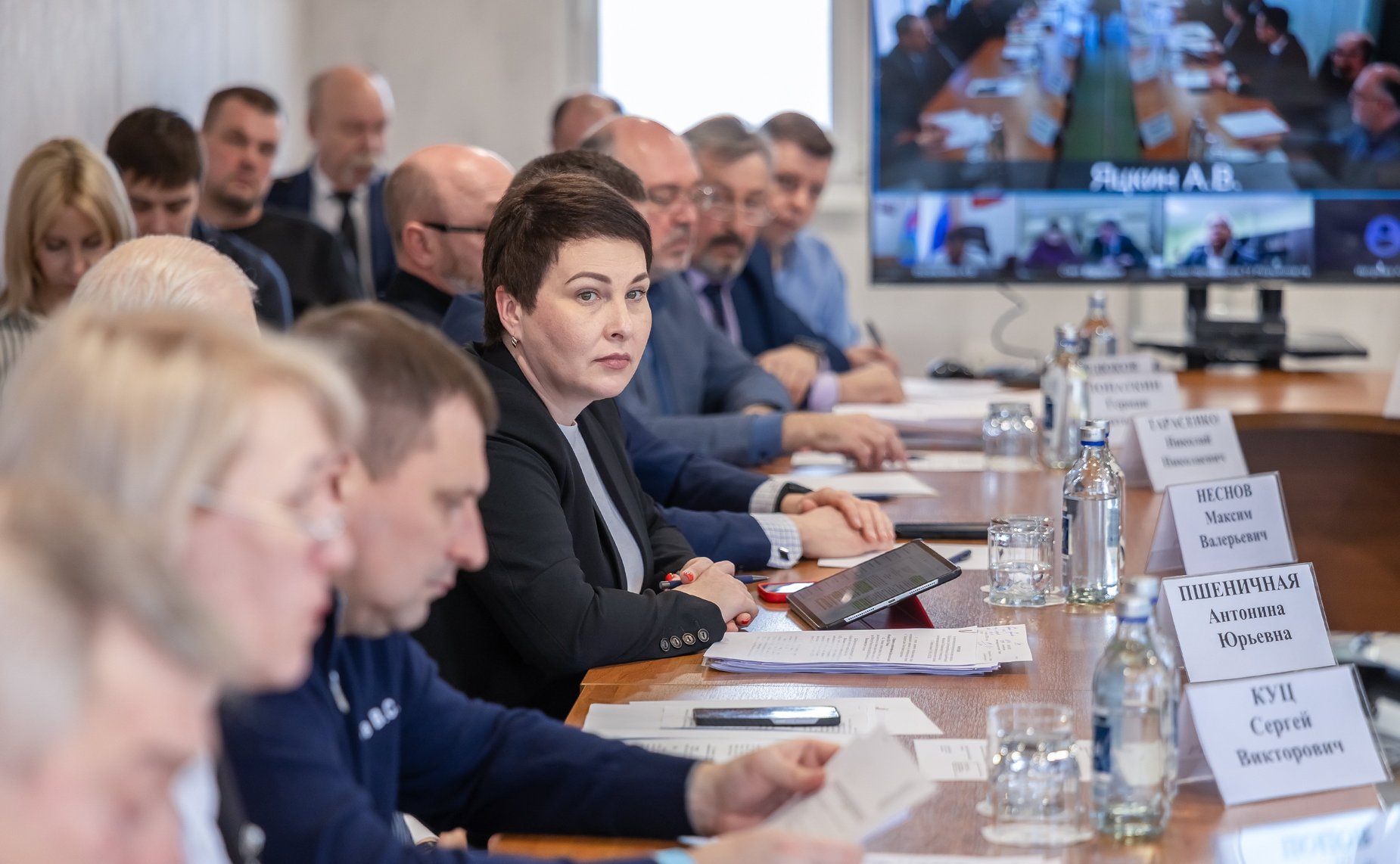 Первый заместитель Председателя Совета Федерации Андрей Яцкин в рамках поездки в регион провел заседание рабочей группы по вопросам комплексного развития города Таганрога