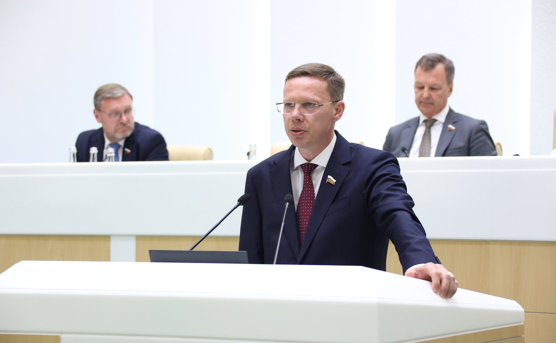 Виталий Назаренко