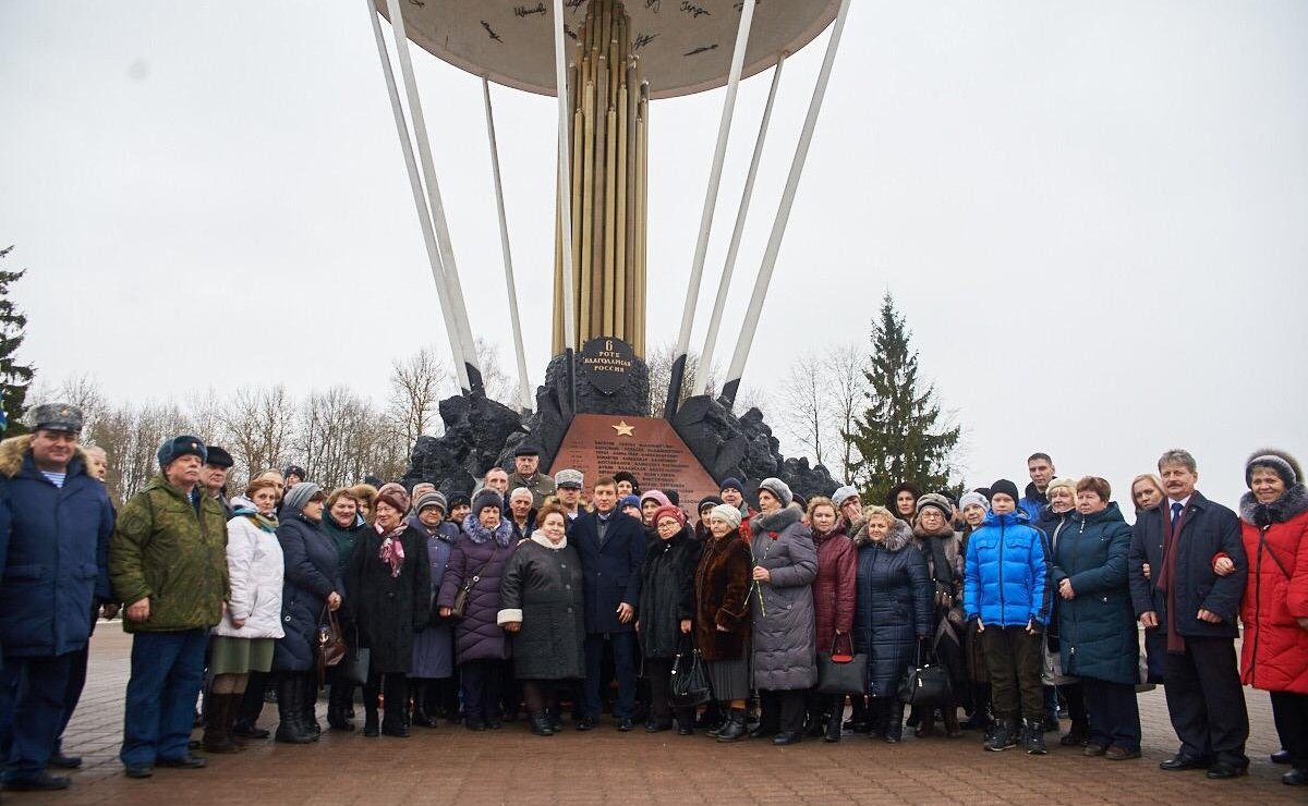 Андрей Турчак встретился с родителями и близкими бойцов, погибших при исполнении служебного долга на Северном Кавказе