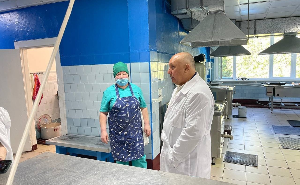 Андрей Базилевский посетил детский лагерь отдыха и оздоровления детей «Мир детства» в Мичуринском сельском поселении края