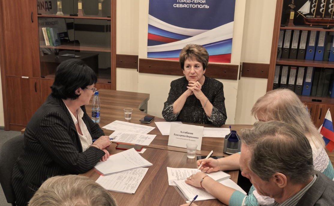 Екатерина Алтабаева провела личный приём граждан